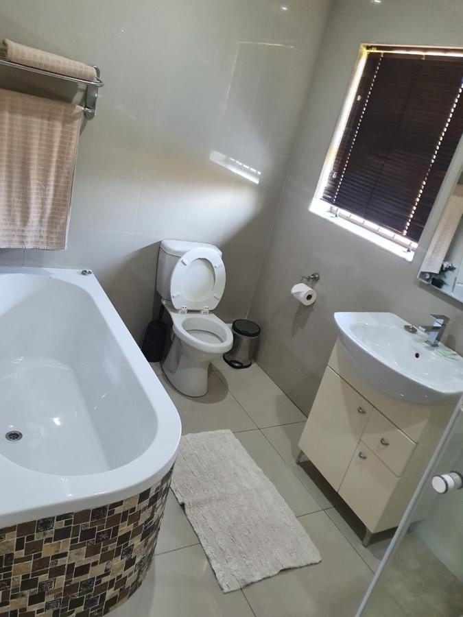 Uitenhage Mi Casa Guest House מראה חיצוני תמונה